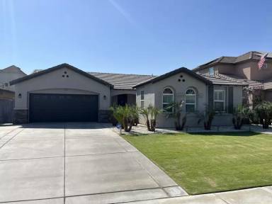 Main picture of 5417 Crystal Cascade Ln