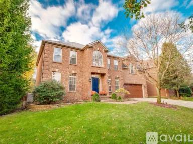 Main picture of 1204 Raeford Ln