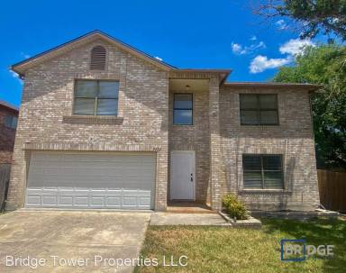 Main picture of 8203 Chestnut Manor Dr