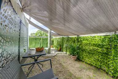 Main picture of 3609 SW 58th Ave