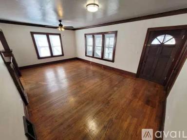 Main picture of 1319 Prairie Ave