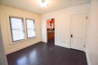 Main picture of 819 6th Ave SE