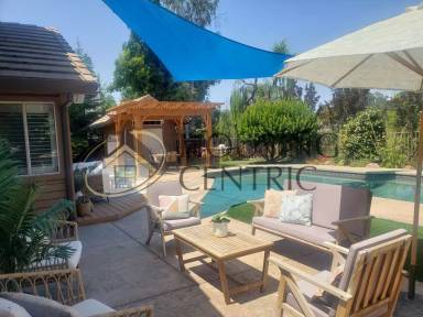 Main picture of 2945 Bridlewood Dr