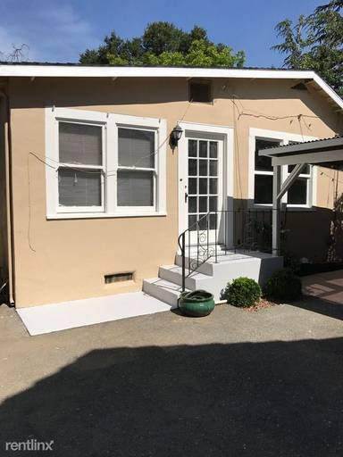 Main picture of 421 Monterey Ave