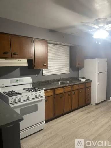Main picture of 375 Mackinaw Ave