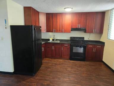 Main picture of 275 Auwaiolimu St