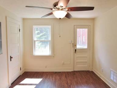 Main picture of 1329 E 11th Ave