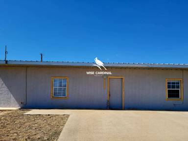 Main picture of 17812 Private Road 2160