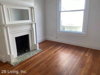 Main picture of 2425 Mission St
