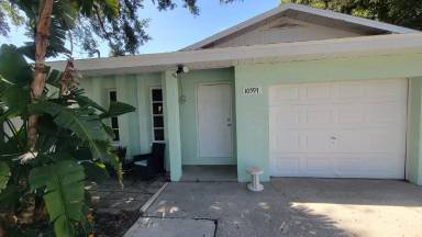 Main picture of 10597 101st Ave