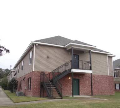 Main picture of Hidden Oaks Apartments