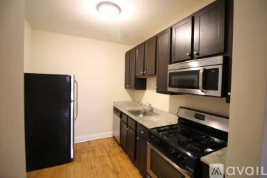 Main picture of 6203 N Claremont Ave