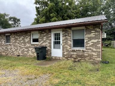 Main picture of 1741 Newark Rd