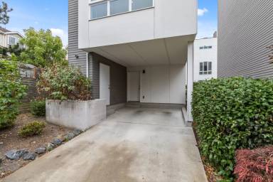 Main picture of 3410 22nd Ave W