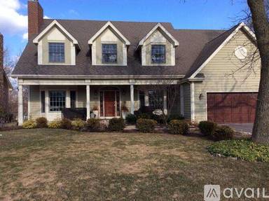 Main picture of 5627 S Thurlow St