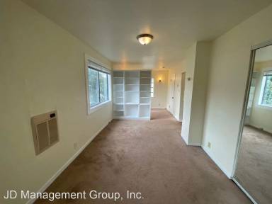 Main picture of 127 Cottage Ave