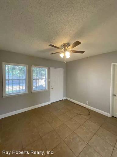 Main picture of 7319 1/2 Jaboneria Rd