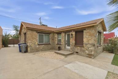 Main picture of 1310 E San Antonio Ave