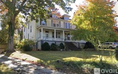 Main picture of 11 Vista Ave