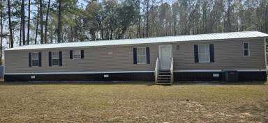 Main picture of 281 Edward Smith Rd