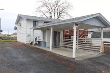 Main picture of 1002 N Central Dr