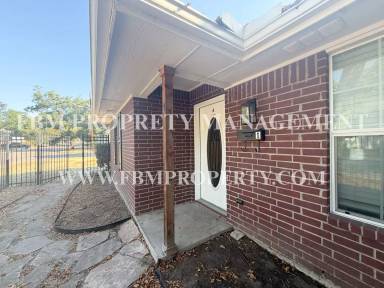 Main picture of 121 N 24th St