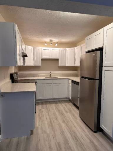 Main picture of 72 Marsh Rd