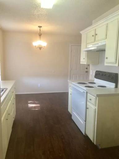 Main picture of 8408 Avenue U