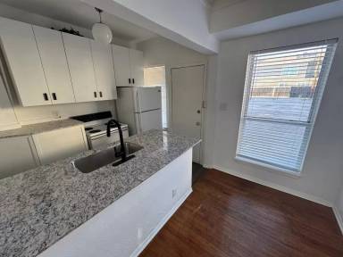 Main picture of 5305 Reiger Ave