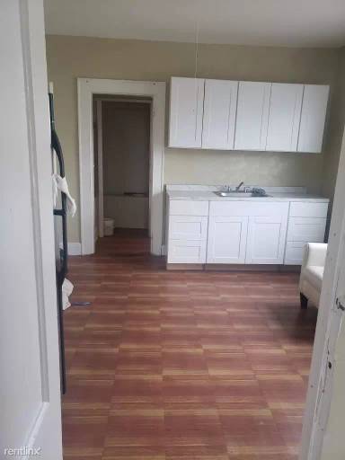 Main picture of 1491 Pembroke St