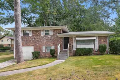 Main picture of 2230 Kilarney Rd