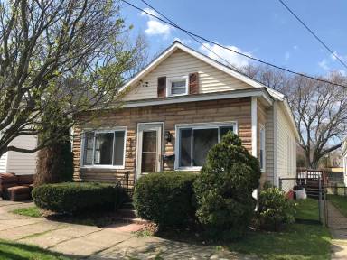 Main picture of 212 Wallace St