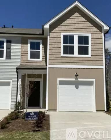 Main picture of 836 Falls Grove Trl