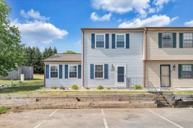 Main picture of 230 Tinkerview Dr