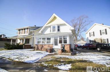 Main picture of 4015 Eastway St