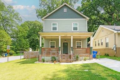 Main picture of 1418 Allegheny St SW