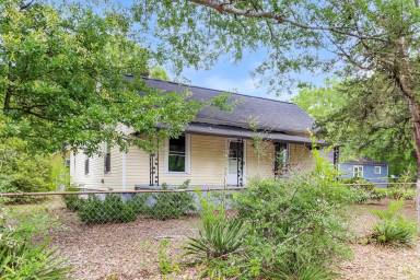 Main picture of 404 N 15th St