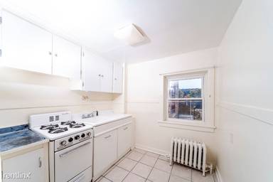 Main picture of 3 115th St