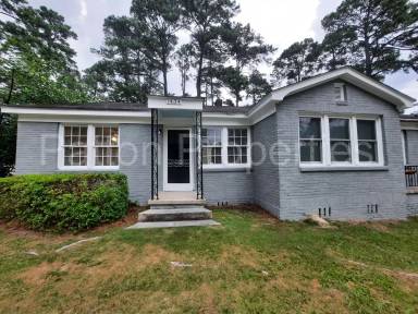 Main picture of 1430 Sunnyside Dr