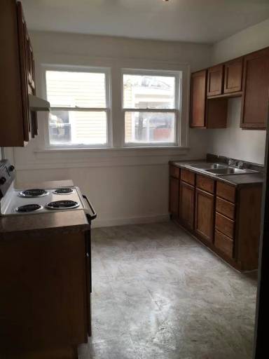 Main picture of 2902 Euclid Ave