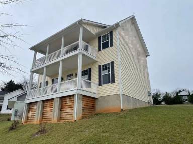 Main picture of 413 Evans Dr