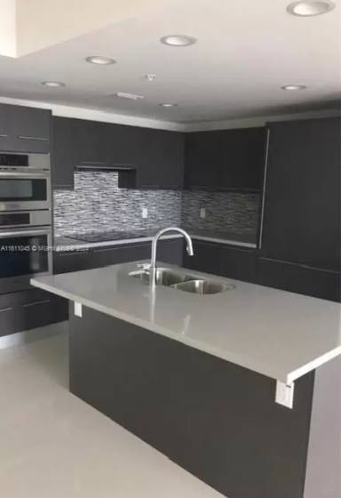 Main picture of Midtown Doral