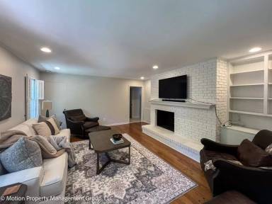 Main picture of 123 N Palisades Dr