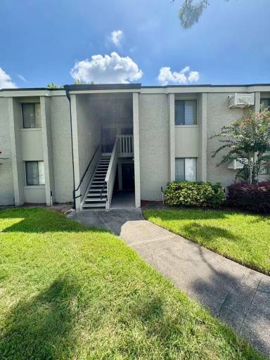 Main picture of 141 Springwood Cir