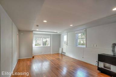 Main picture of 2952 Jackson St
