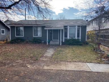 Main picture of 127 E King St