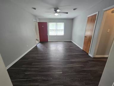 Main picture of 4452 Baxter Rd