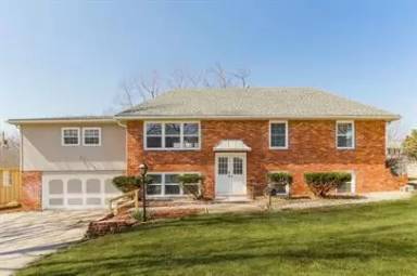 Main picture of 3900 S Hands St