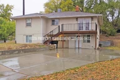 Main picture of 902-972 Sullivan Rd