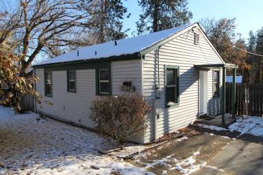 Main picture of 3125 W Trinity Pl